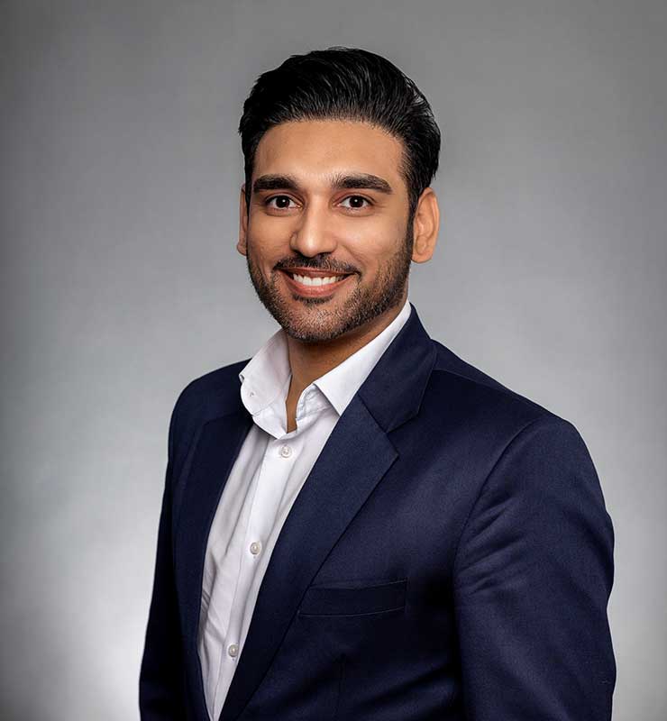 Ravneet Dhillon Director of Investment Performance and Risk Management at Bridgeway bio image